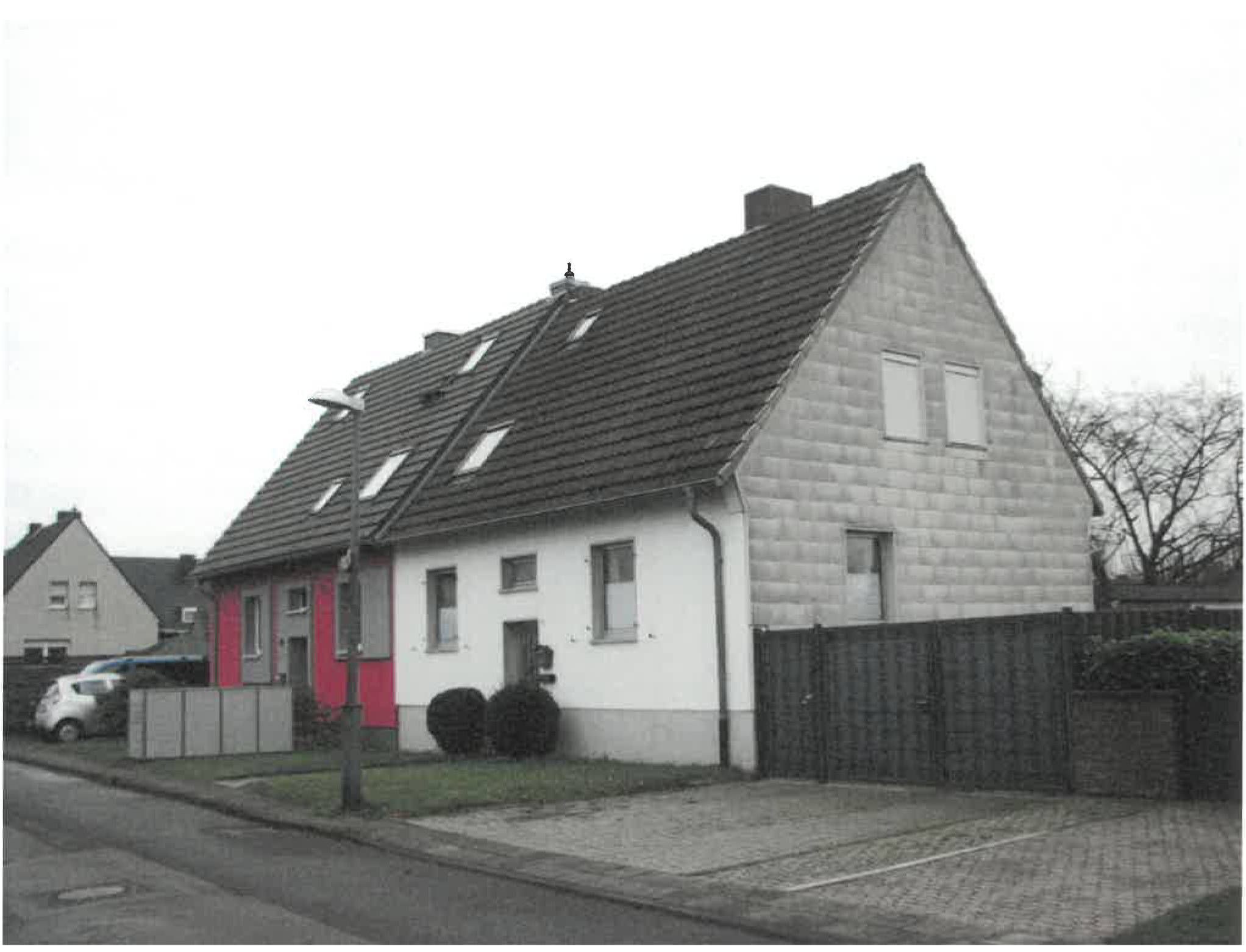 Garage, Doppelhaushälfte in Tannenbergstraße 10, 52351 Düren, Düren - Bild 5