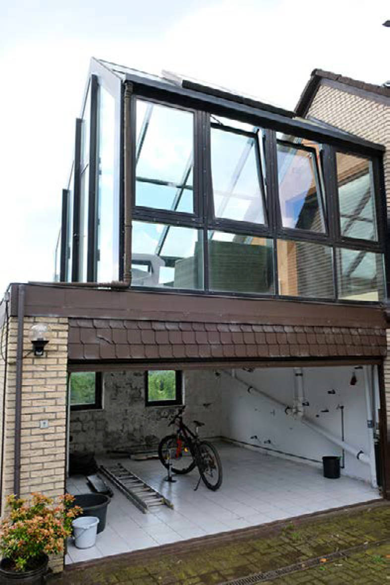 Zweifamilienhaus, Doppelgarage, zwei Kfz-Stellplätze in Am Steinberg 10, 51519 Odenthal, Osenau - Bild 3