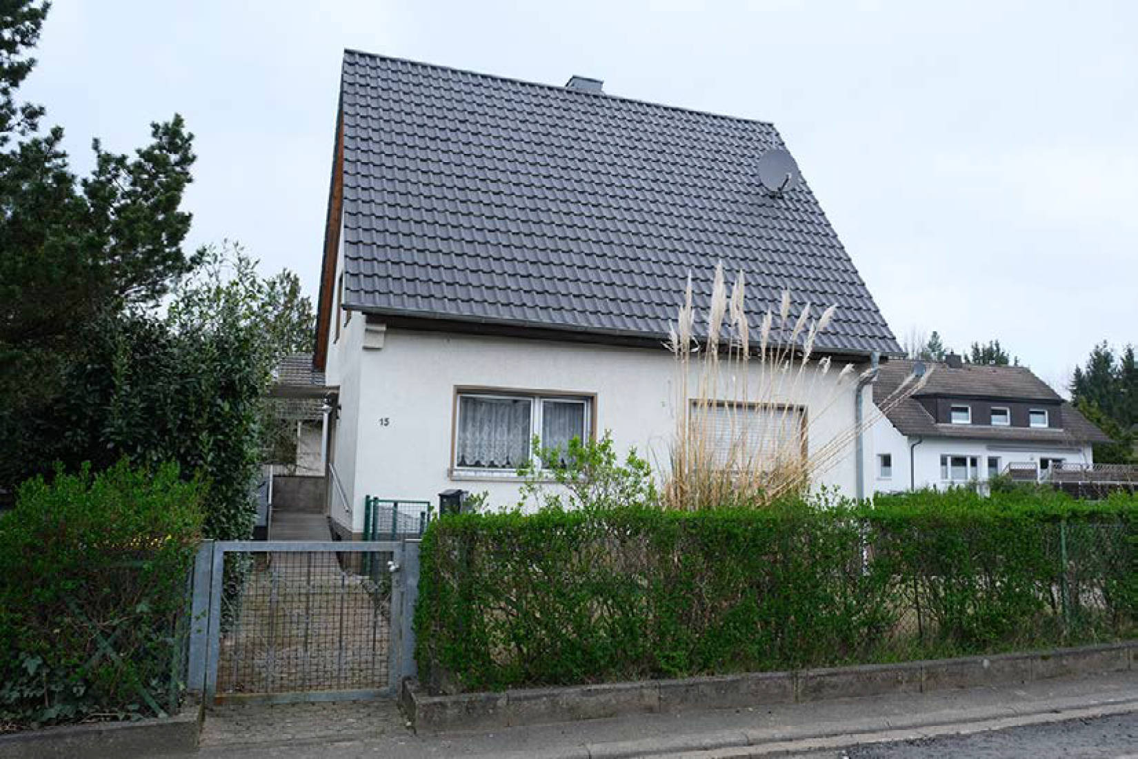 nordrheinwestpfalen 0034K0049-2023 Eiserweg 15, Hirschstraße 26, 51503 Rösrath, Kleineichen 19