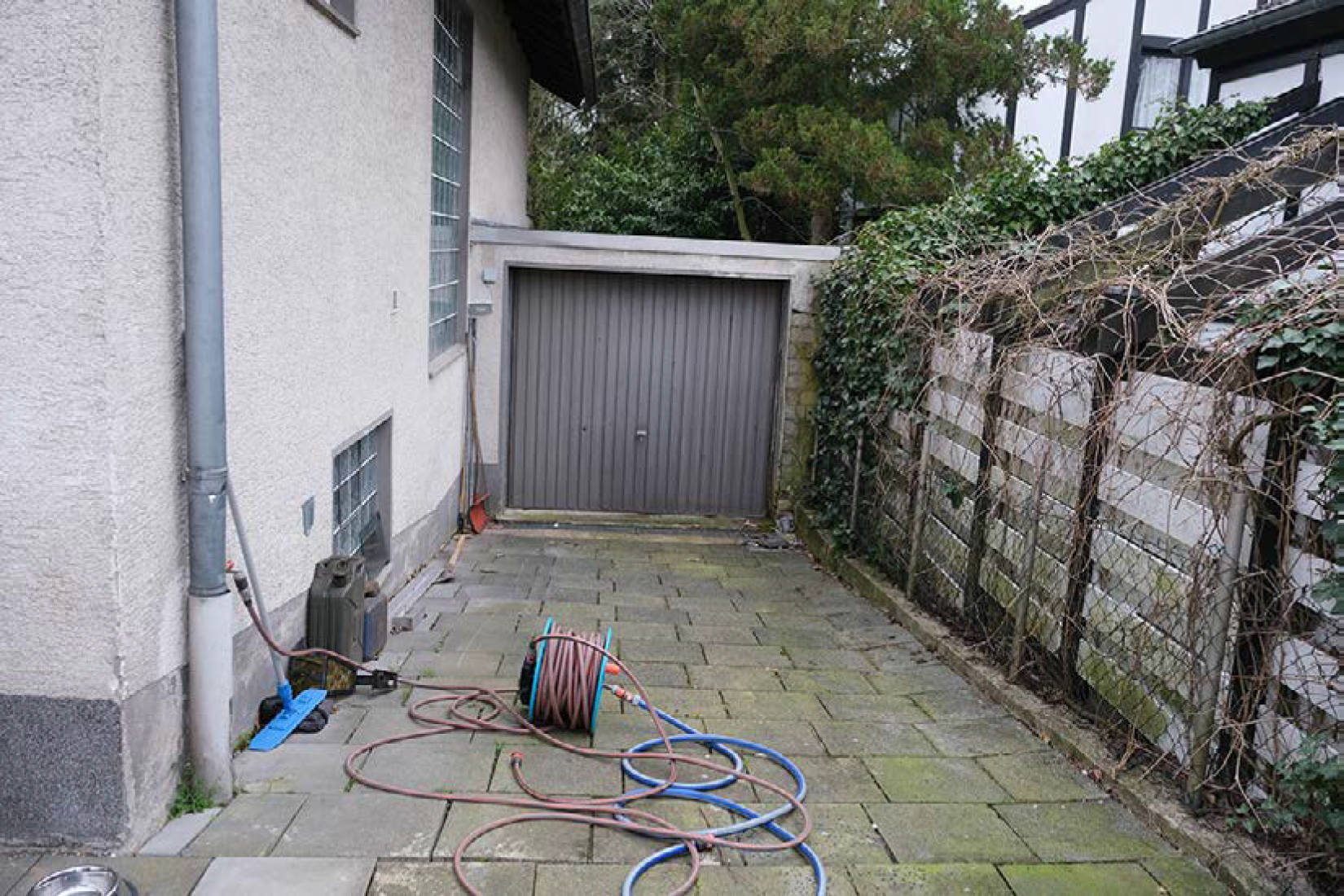 nordrheinwestpfalen 0034K0049-2023 Eiserweg 15, Hirschstraße 26, 51503 Rösrath, Kleineichen 16