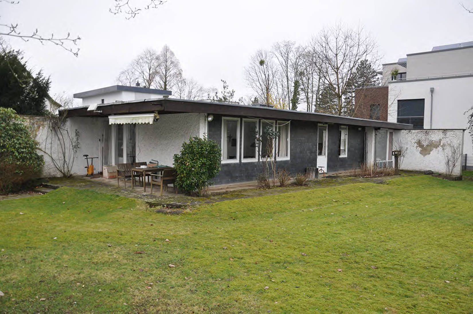 (fiktiv unbebautes) Baugrundstück mit Gebäuden zum Abbruch, (fiktiv unbebautes) Baugrundstück mit Gebäuden zum Abbruch in Graf-Adolf-Straße 4, 51429 Bergisch Gladbach, Bensberg - Bild 4