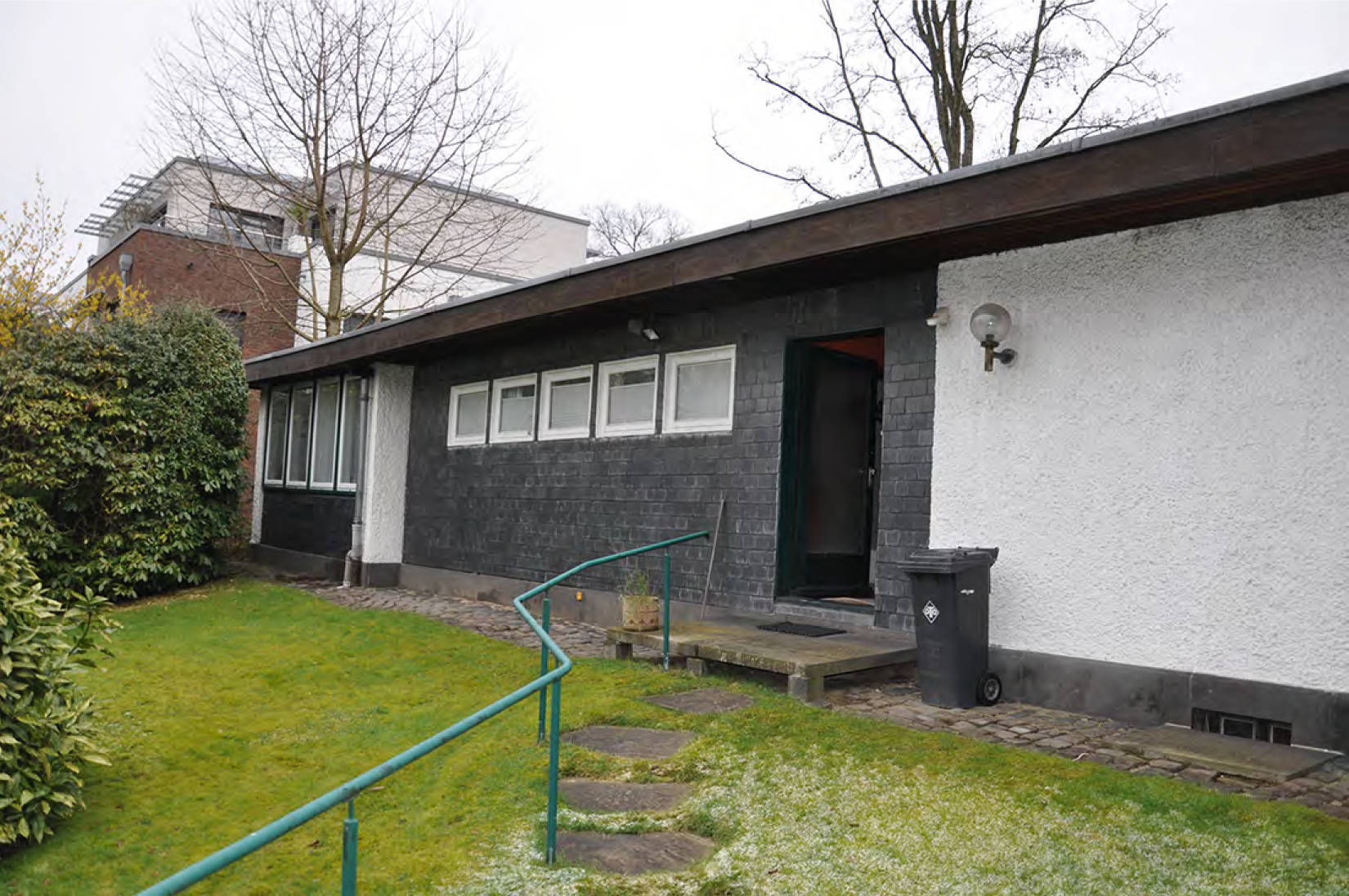 (fiktiv unbebautes) Baugrundstück mit Gebäuden zum Abbruch, (fiktiv unbebautes) Baugrundstück mit Gebäuden zum Abbruch in Graf-Adolf-Straße 4, 51429 Bergisch Gladbach, Bensberg - Bild 3