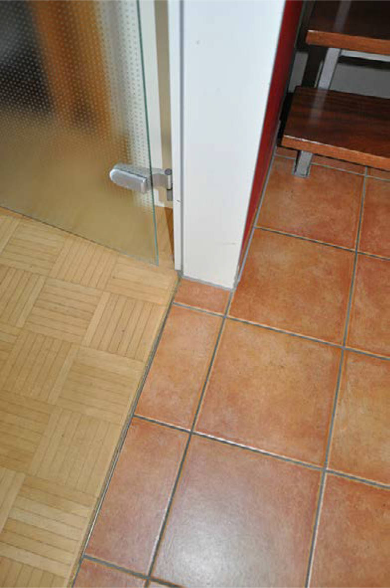 Garage, Doppelhaushälfte in Dählchen 44, 51469 Bergisch Gladbach, Paffrath - Bild 4