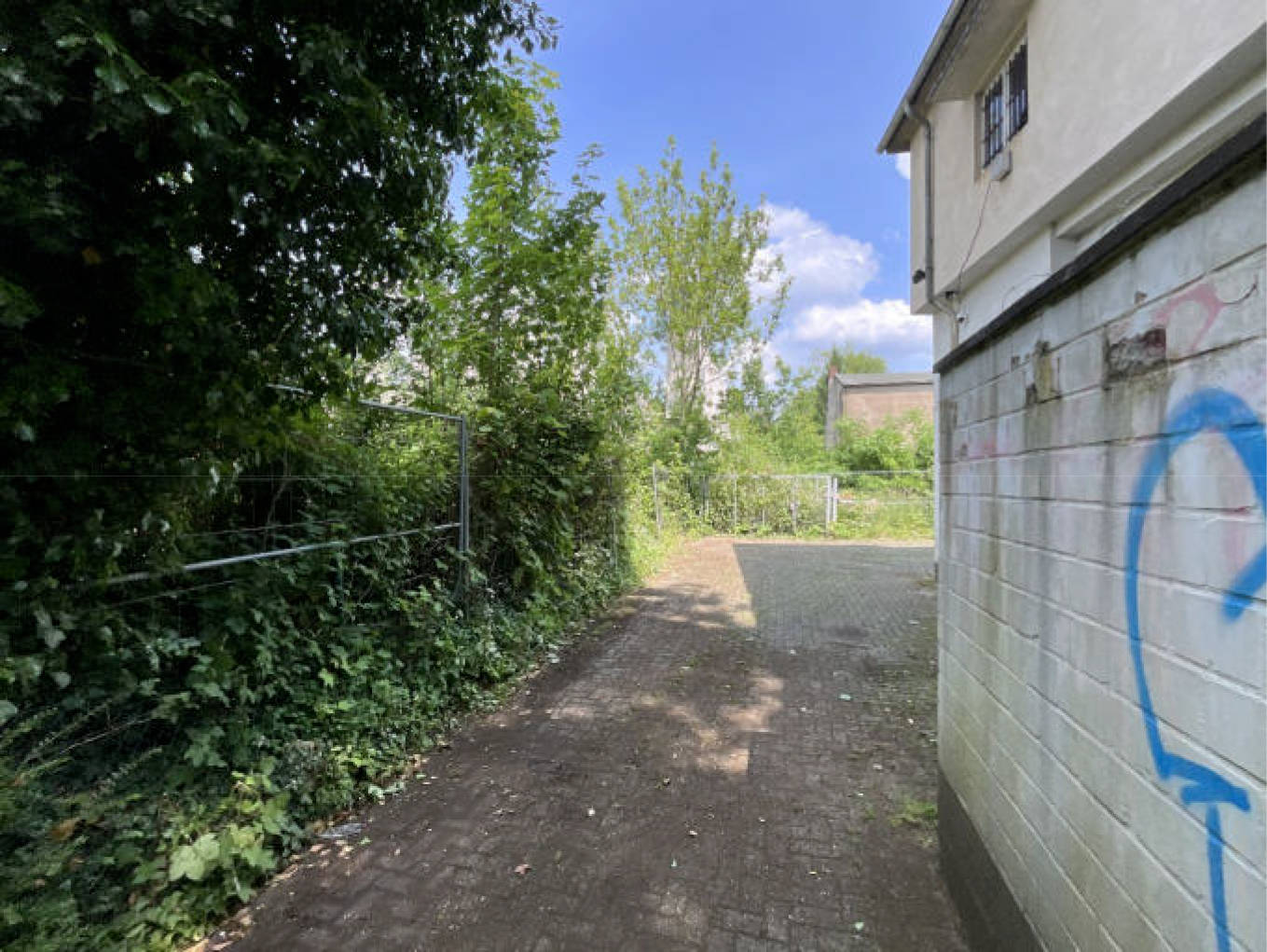 nordrheinwestpfalen 0034 K 0144/2024 Odenthaler Straße 8, 10, 12, 51465 Bergisch Gladbach, Stadtmitte 6