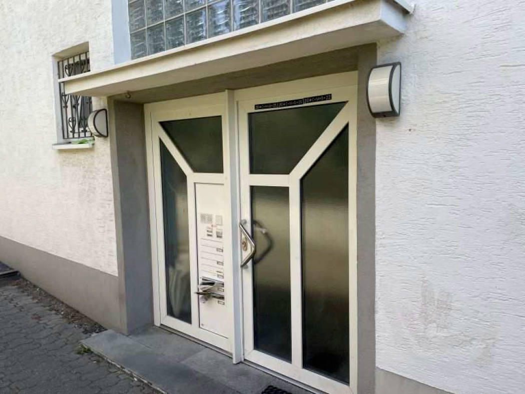 Wohn-/Geschäftshaus, Mehrfamilienhaus, Vierfamilienhaus mit 5 Pkw-Garagen in Friedrich-Offermann-Straße, 51429 Bergisch Gladbach, Kaule - Bild 4