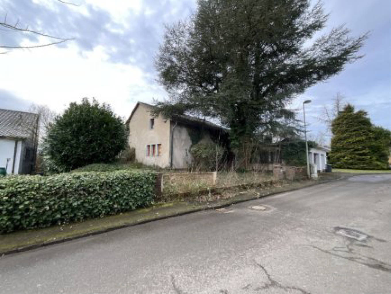 nordrheinwestpfalen 0042 K 0024/2024 Am Jungholzkamp 31, 51399 Burscheid 6