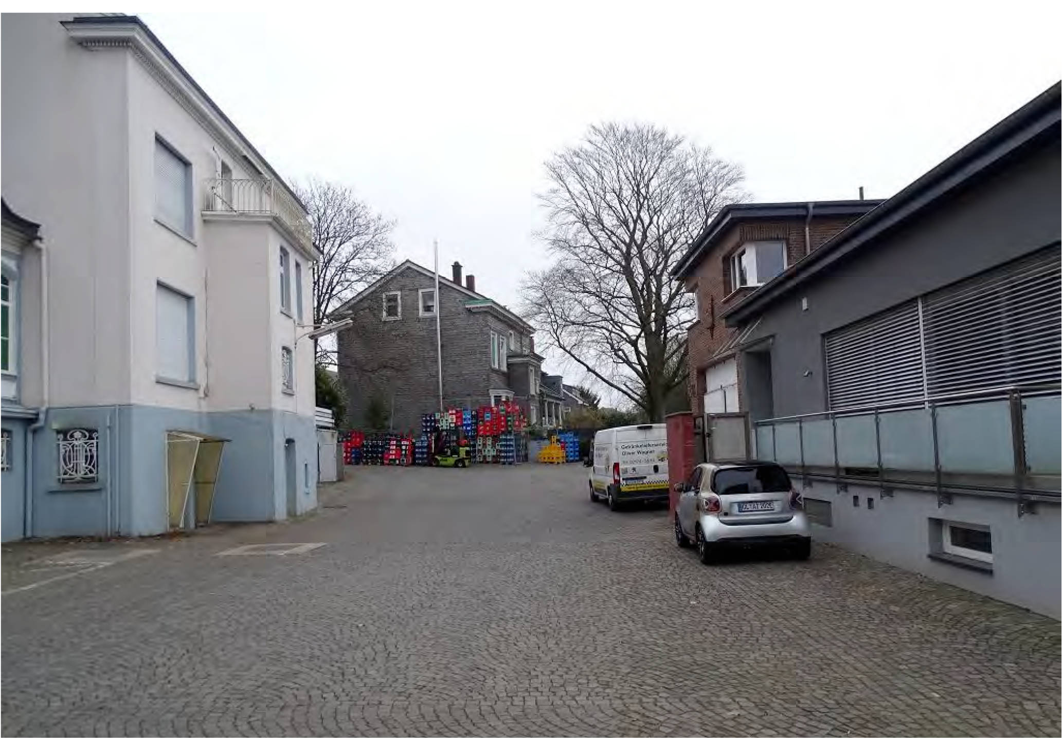 Wohn-/Geschäftshaus, Kfz-Stellplatz, Garage, Mehrfamilienhaus in Hauptstraße 101, 101 a, 51399 Burscheid