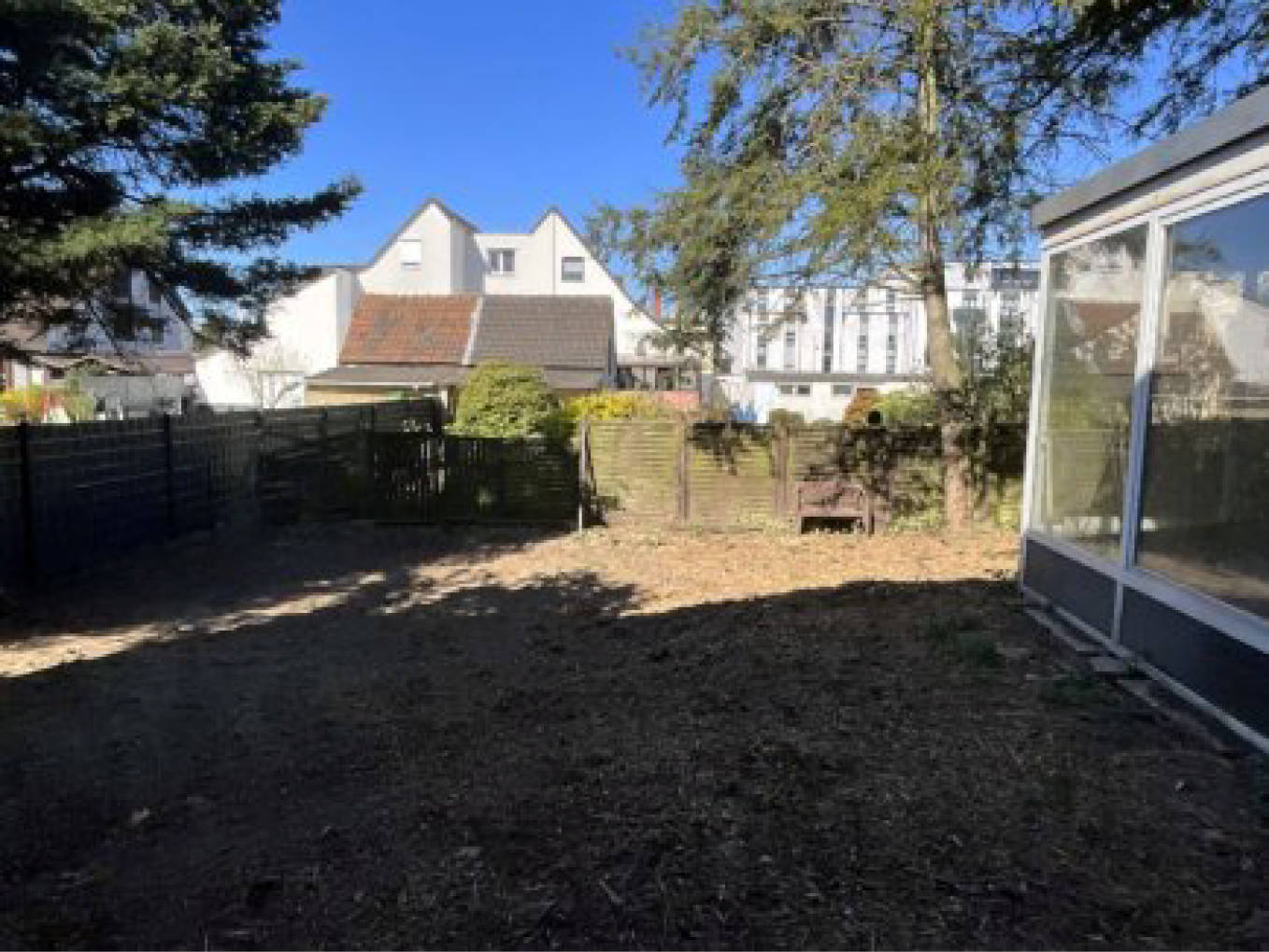 nordrheinwestpfalen 0042 K 0049/2024 Gutenbergstraße 24, 51373 Leverkusen, Bürrig 8