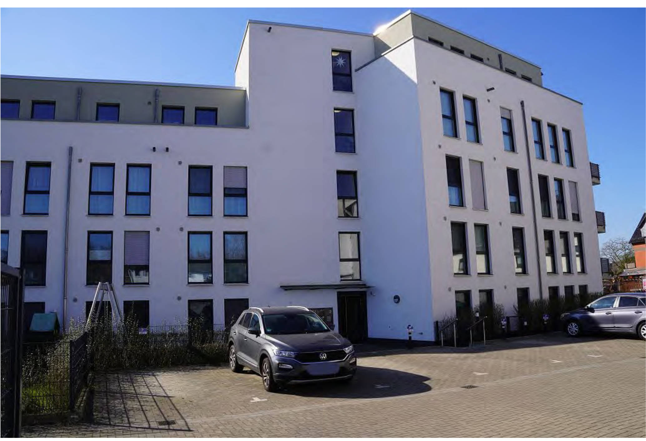 Mehrfamilienhaus, Kfz-Stellplatz, Eigentumswohnung (3 bis 4 Zimmer) in Myliusstraße 2, 51371 Leverkusen, Bürrig - Bild 2