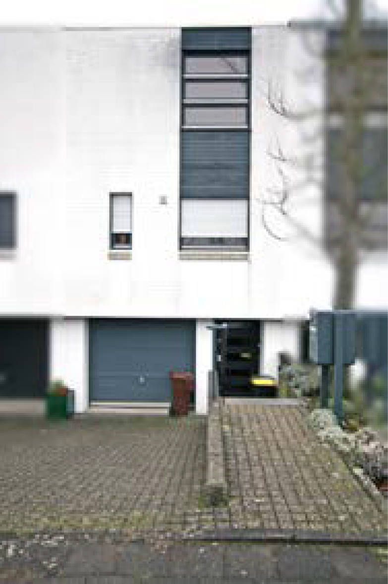 nordrheinwestpfalen 0043 K 0021/2023 Eselsweg 43 a, 41068 Mönchengladbach 1