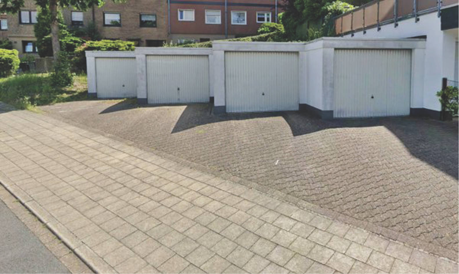 4 Garagen als Reihengaragenanlage, 1/2 Anteil in Am Chursbusch, 44879 Bochum, Dahlhausen - Bild 4