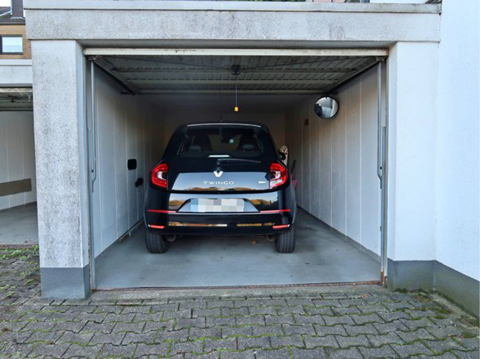 4 Garagen als Reihengaragenanlage, 1/2 Anteil in Am Chursbusch, 44879 Bochum, Dahlhausen - Bild 2