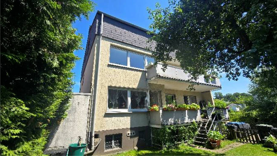 Dreifamilienhaus in Arnsberg-Müschede in Rönkhauser Straße 43, 59757 Arnsberg, Müschede - Bild 2