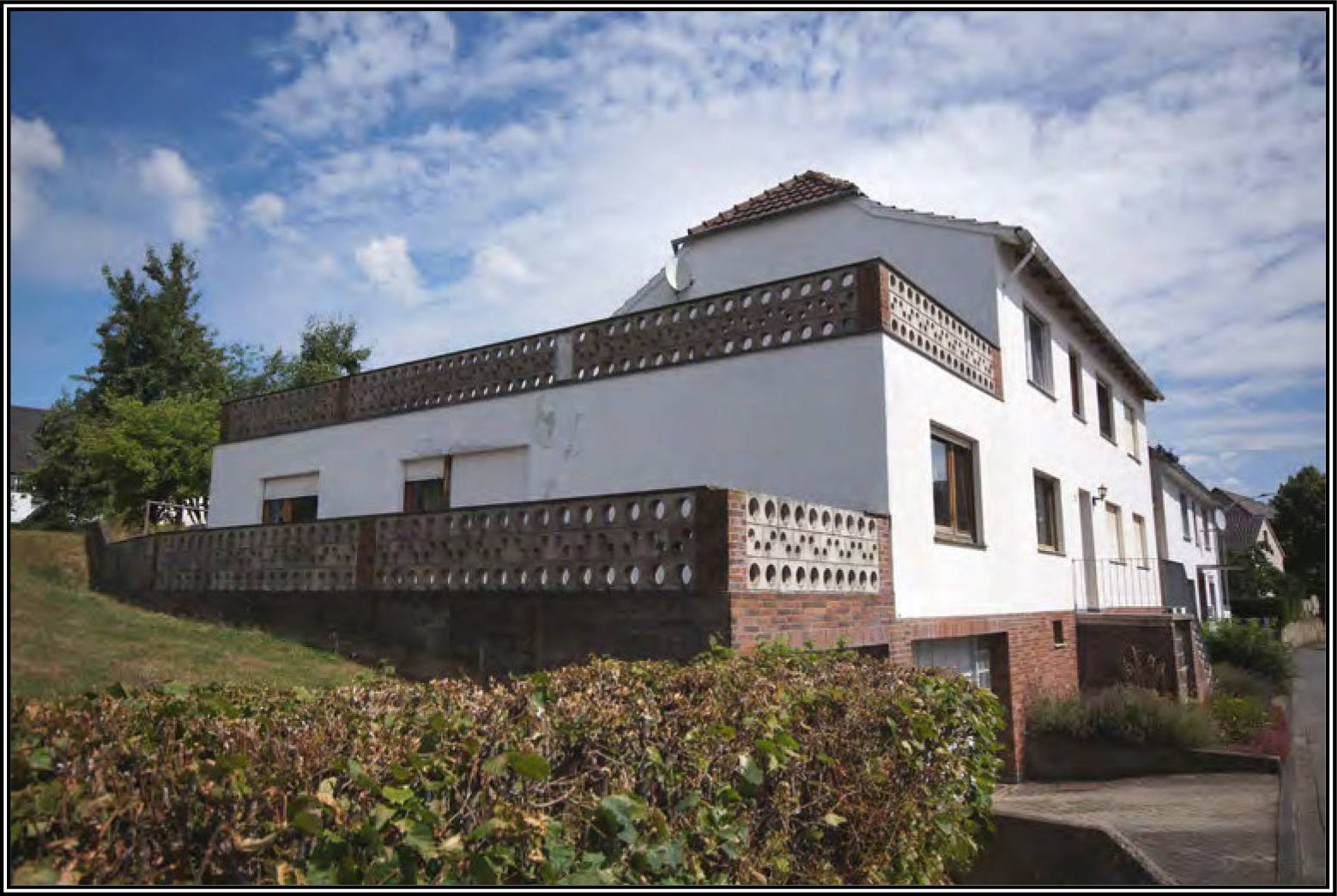 Garage, Einfamilienhaus in Mittelstraße 21, 34414 Warburg - Bild 4