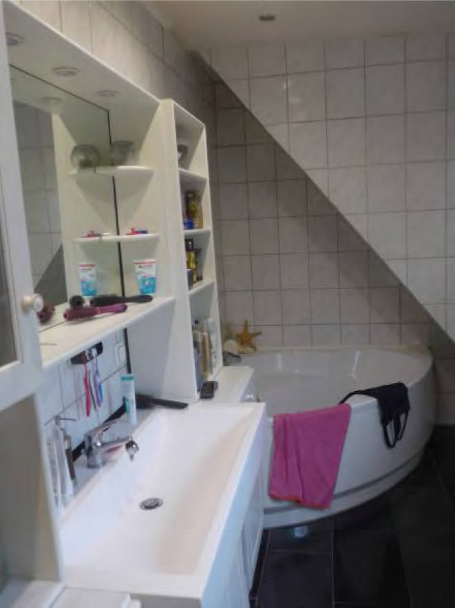 Garage, Einfamilienhaus in Kraftwerkssiedlung 7, 32469 Petershagen, Lahde - Bild 4