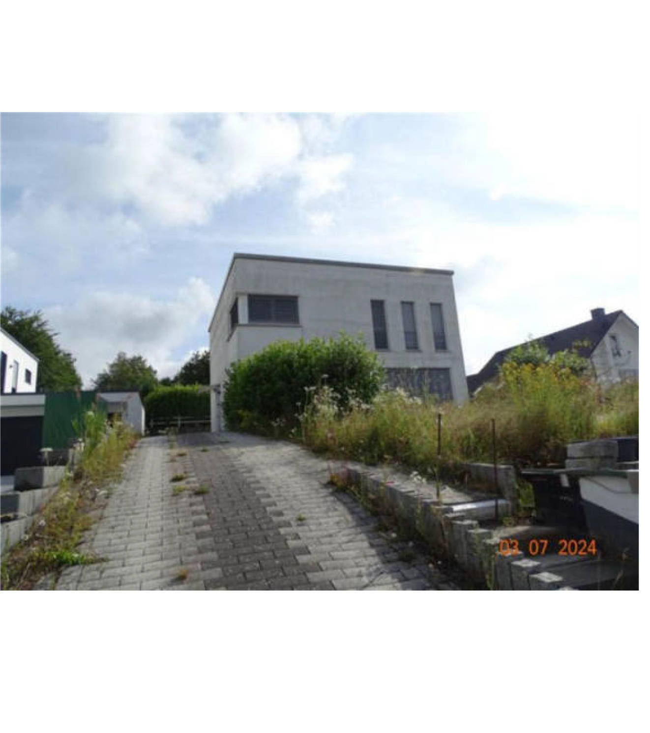 Einfamilienhaus, Doppelgarage in Auf dem Allöh 12, 51643 Gummersbach, Berstig