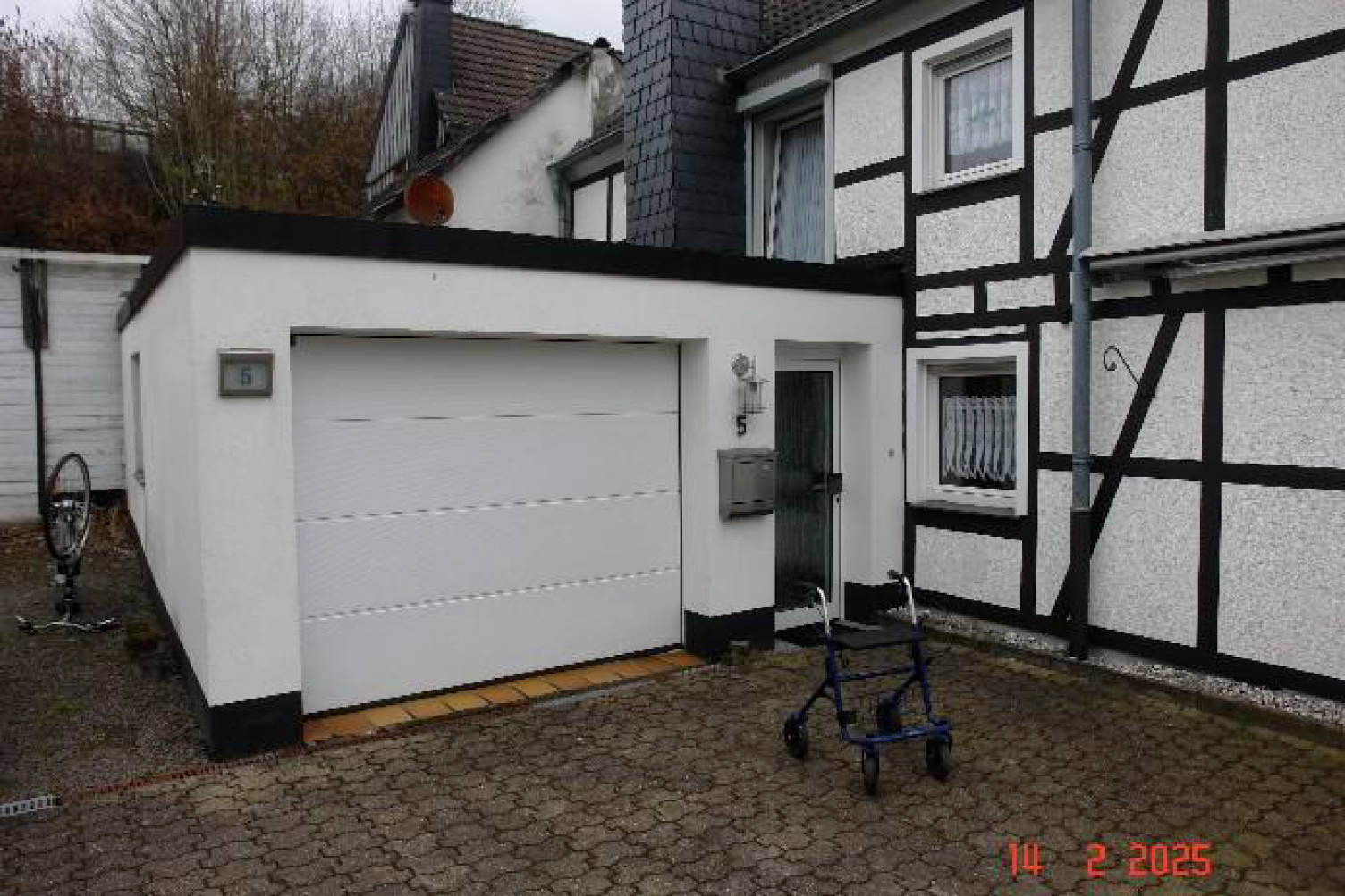 Einfamilienhaus, Doppelhaushälfte, Unbebautes Grundstück (Gartengrundstück), ( Fachwerk) in Auf der Renn 5, 51766 Engelskirchen, Ober-Engelskirchen - Bild 5