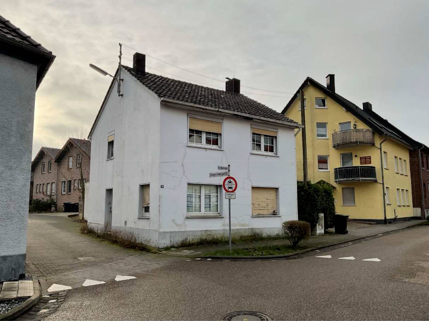 nordrheinwestpfalen 0070 K 0011/2025 Kirchstraße 36, 52511 Geilenkirchen, Teveren 2