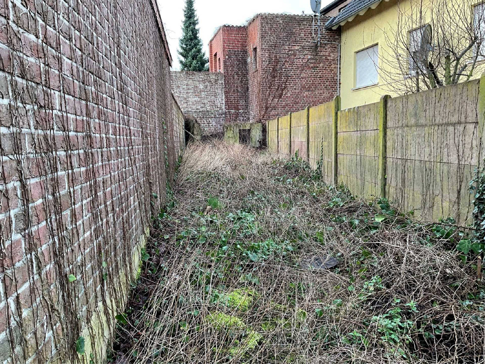 nordrheinwestpfalen 0070 K 0011/2025 Kirchstraße 36, 52511 Geilenkirchen, Teveren 6