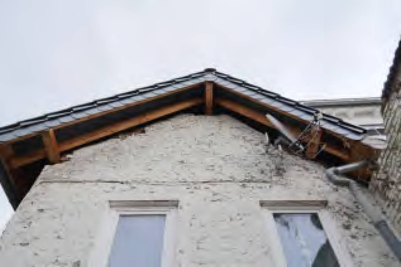 Zweigeschossiges Reihenmittelhaus in Kirchplatz 12, 52531 Übach-Palenberg