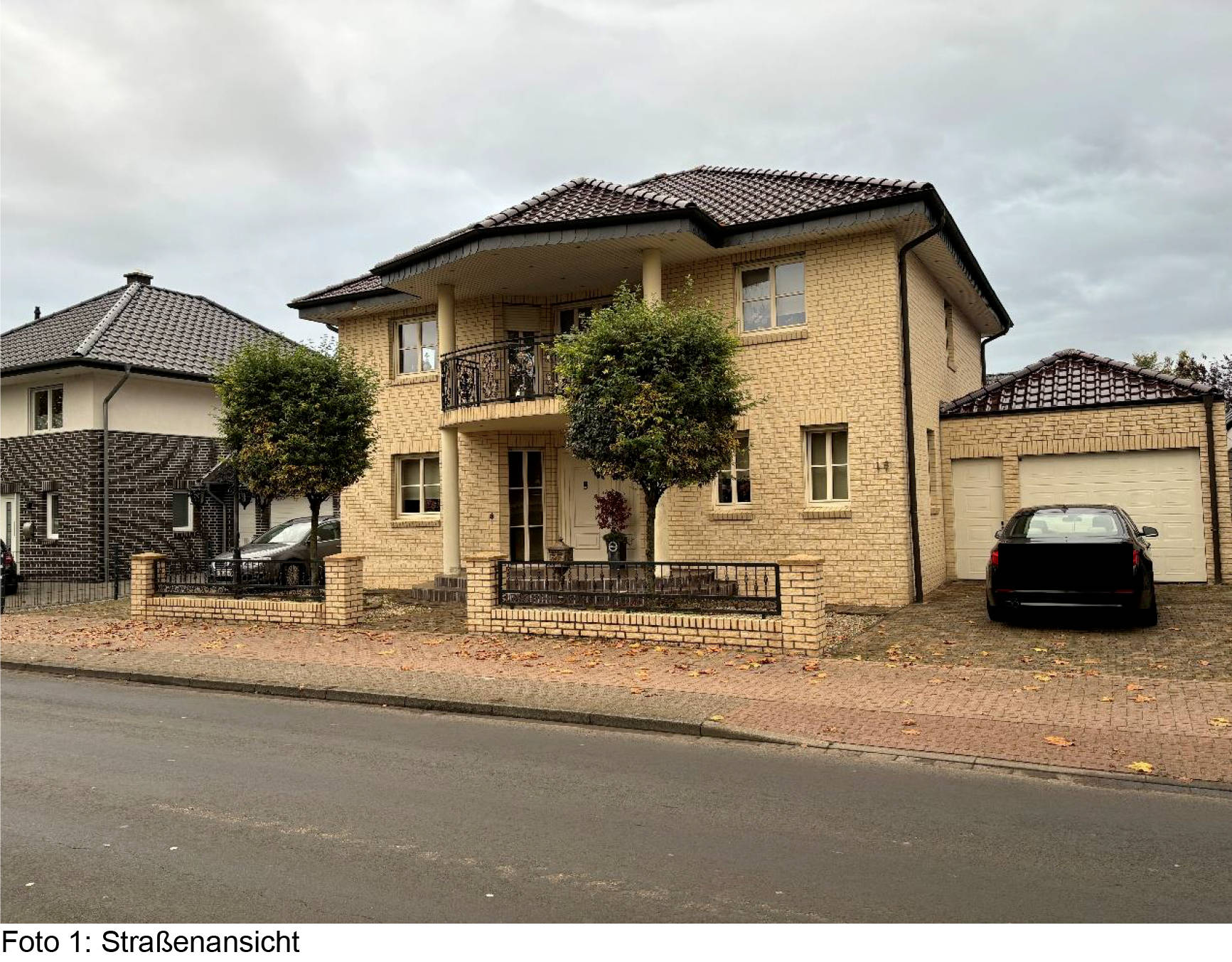 Garage, Einfamilienhaus, Carport in Overdinkelstraße 18, 48599 Gronau - Bild 2