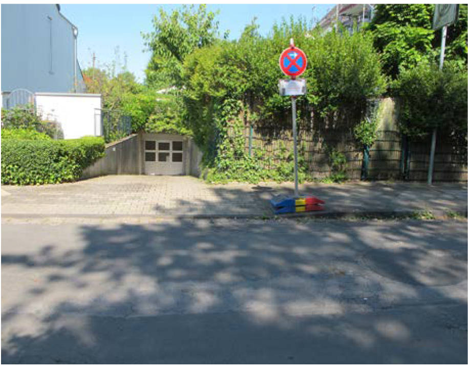 Kfz-Stellplatz (Tiefgarage), Eigentumswohnung (3 bis 4 Zimmer) in Südallee 99, 40593 Düsseldorf, Benrath - Bild 3