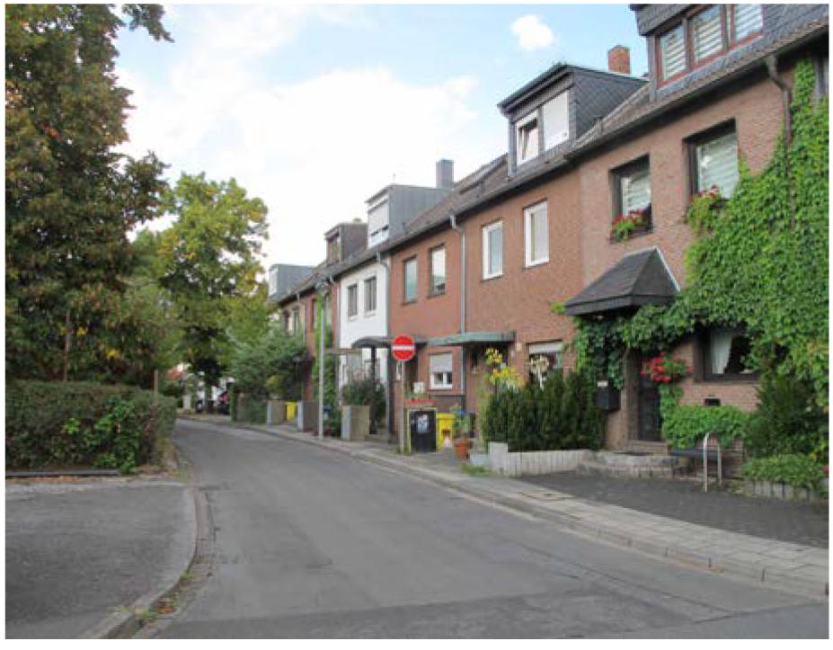 Garage, Reihenhaus in Marschnerstraße 12, 00000 , Benrath - Bild 3