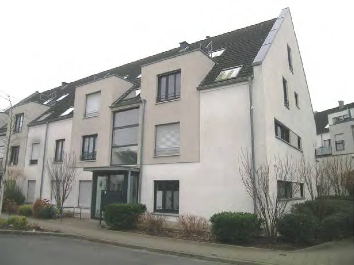 Eigentumswohnung (Maisonette) + 2 Kfz-Stellplätze (Tiefgarage) in Am Scheitenweg 3, 40589 Düsseldorf, Himmelgeist - Bild 3