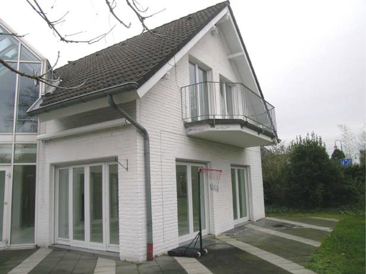freistehendes Einfamilienhaus mit Garage in Sonnenacker 33, 40489 Düsseldorf, Wittlaer - Bild 3