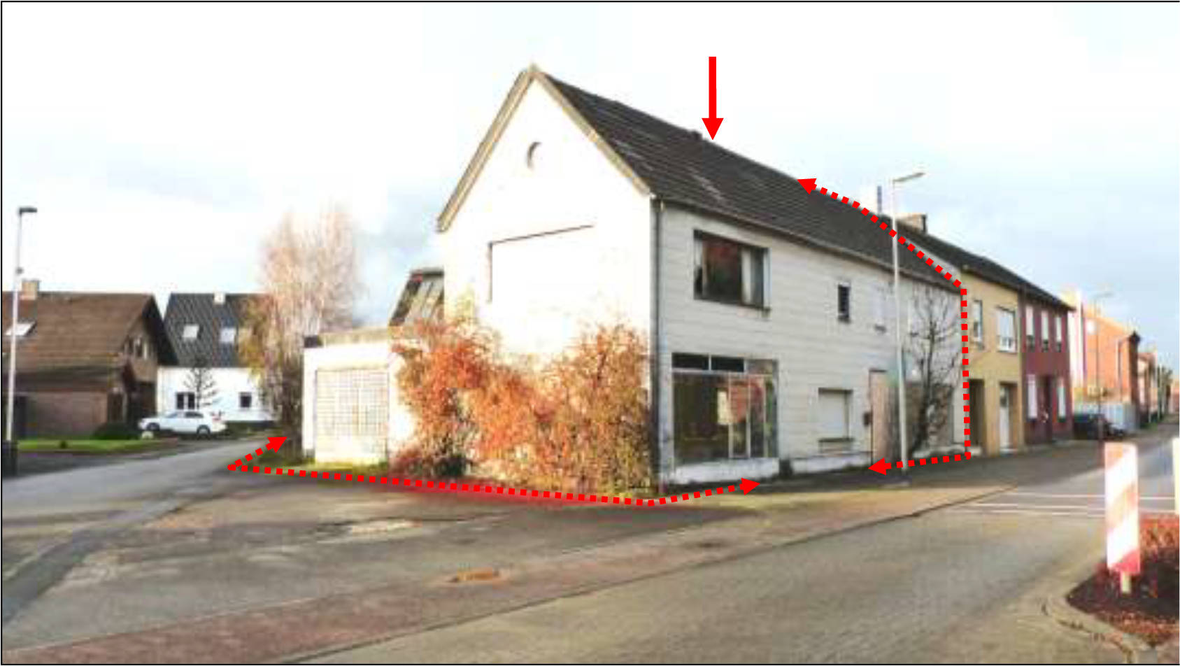 Wohn-/Geschäftshaus, Doppelhaushälfte, Reihenhaus, Schuppenanbaugebäude, Scheune. Abbruchreifes 'Wohn- und Geschäftshaus, unterstellte Nachfolgenutzung Wohngrundstück. in Karkener Str. 9, 52525 Heinsberg, Karken - Bild 3