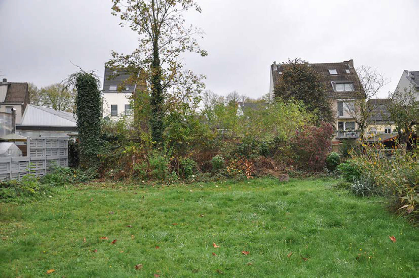 Einfamilienhaus, Anbau, Scheune, Gartenlandflurstück (innenliegend) in Merkenicher Str. 180, 50735 Köln, Niehl