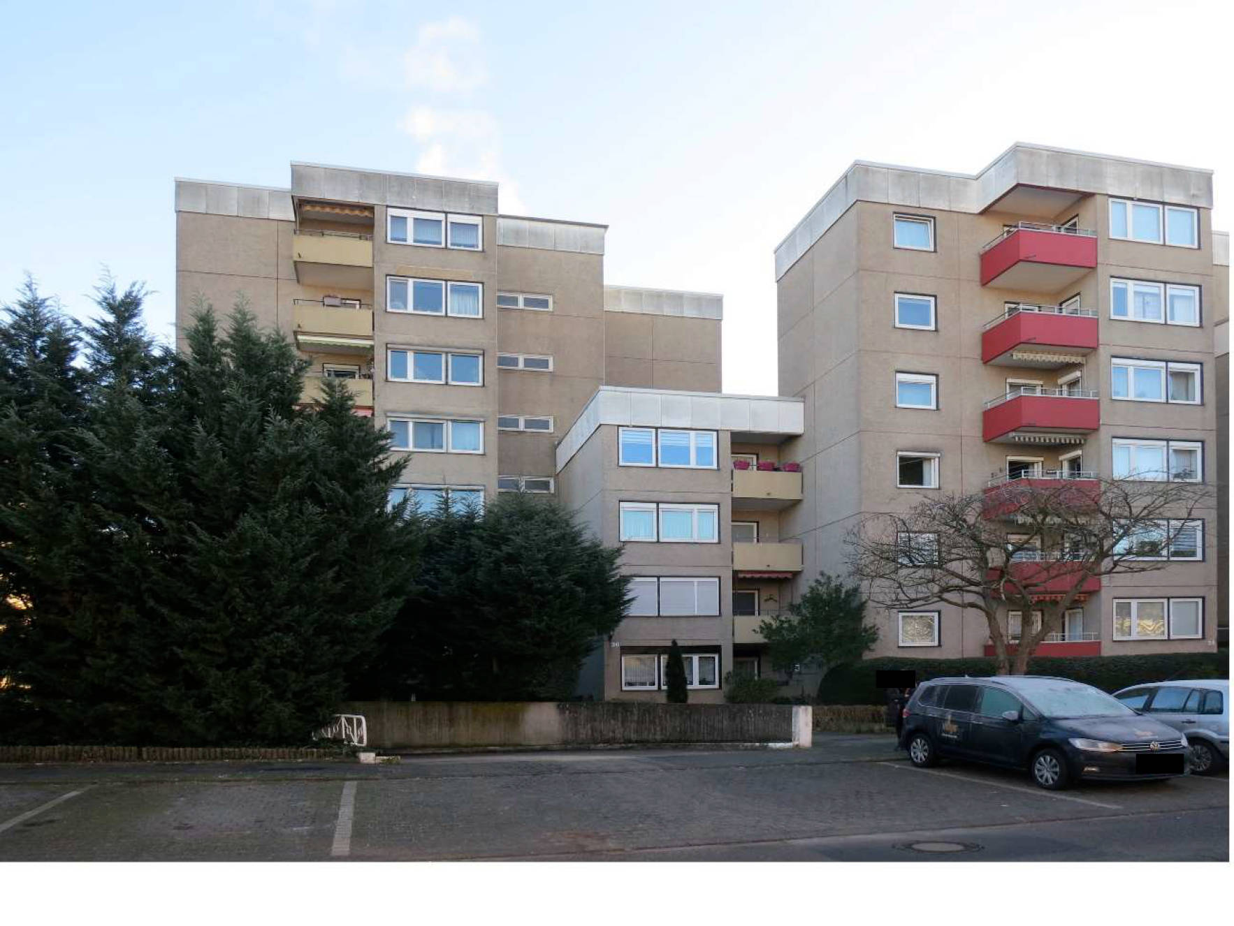 Kfz-Stellplatz (Tiefgarage), Eigentumswohnung (3 bis 4 Zimmer) in Diepeschrather Straße 26, 51069 Köln, Dellbrück