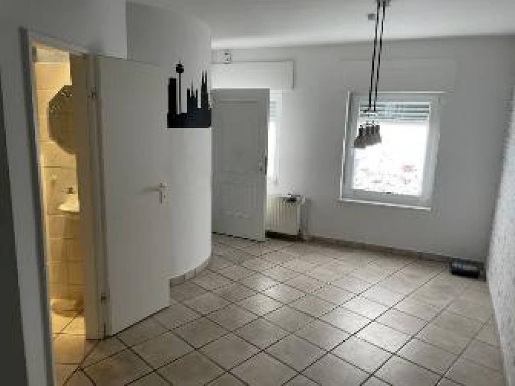 nordrheinwestpfalen 0092 K 0070/2023 Scharffensteinstr. 102, 51061 Köln, Stammheim 9