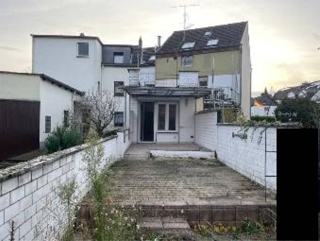 Mehrfamilienhaus, Reihenhaus in Scharffensteinstr. 102, 51061 Köln, Stammheim - Bild 4