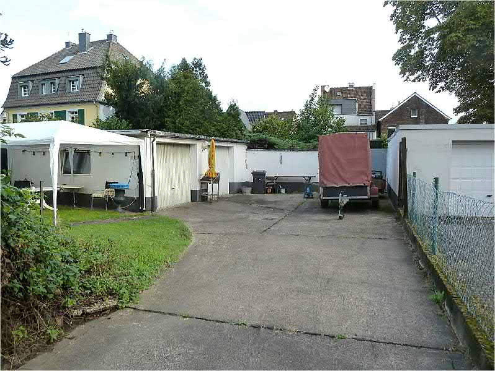 nordrheinwestpfalen 0092K0081-2022 Fußfallstraße 74, 51109 Köln, Merheim 7
