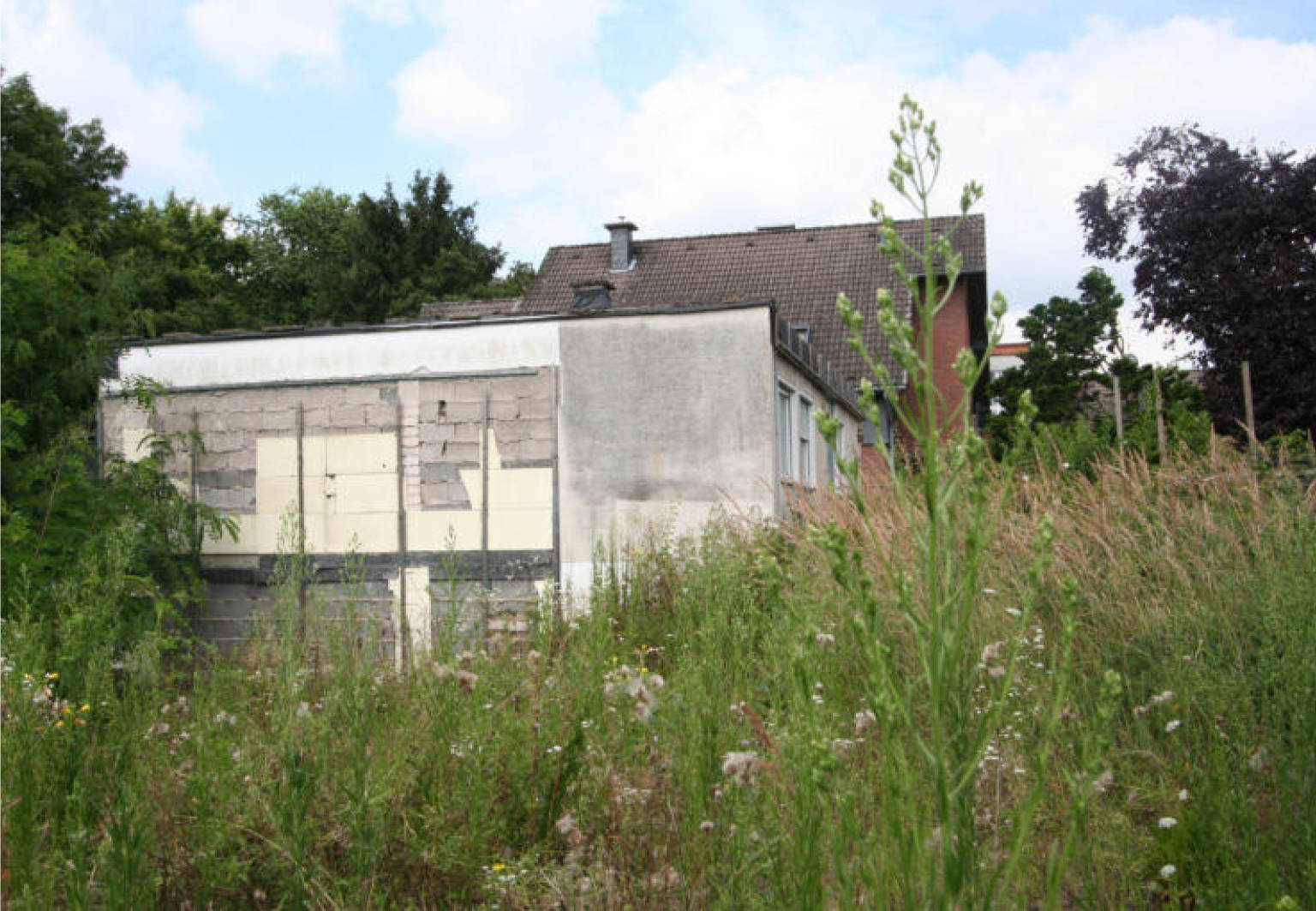Einfamilienhaus, Abbruchreifes Einfamilienwohnhaus in Lehmbacher Weg 116 A, 51109 Köln, Brück - Bild 3