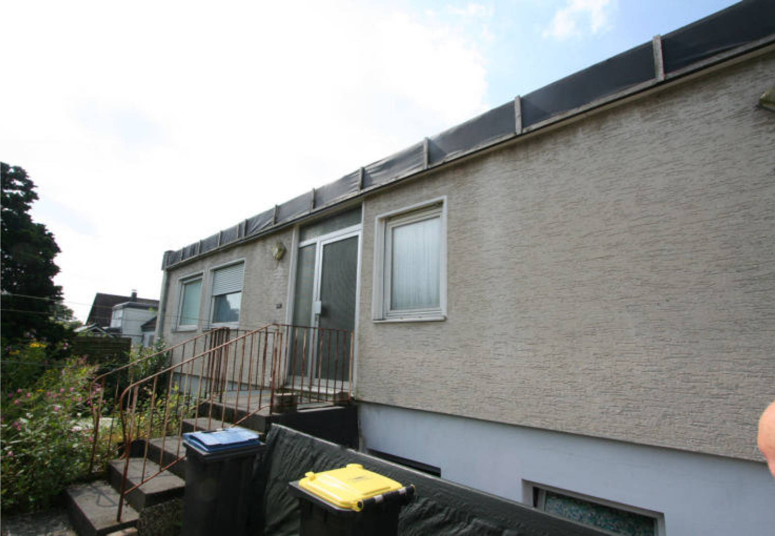 Einfamilienhaus, Abbruchreifes Einfamilienwohnhaus in Lehmbacher Weg 116 A, 51109 Köln, Brück