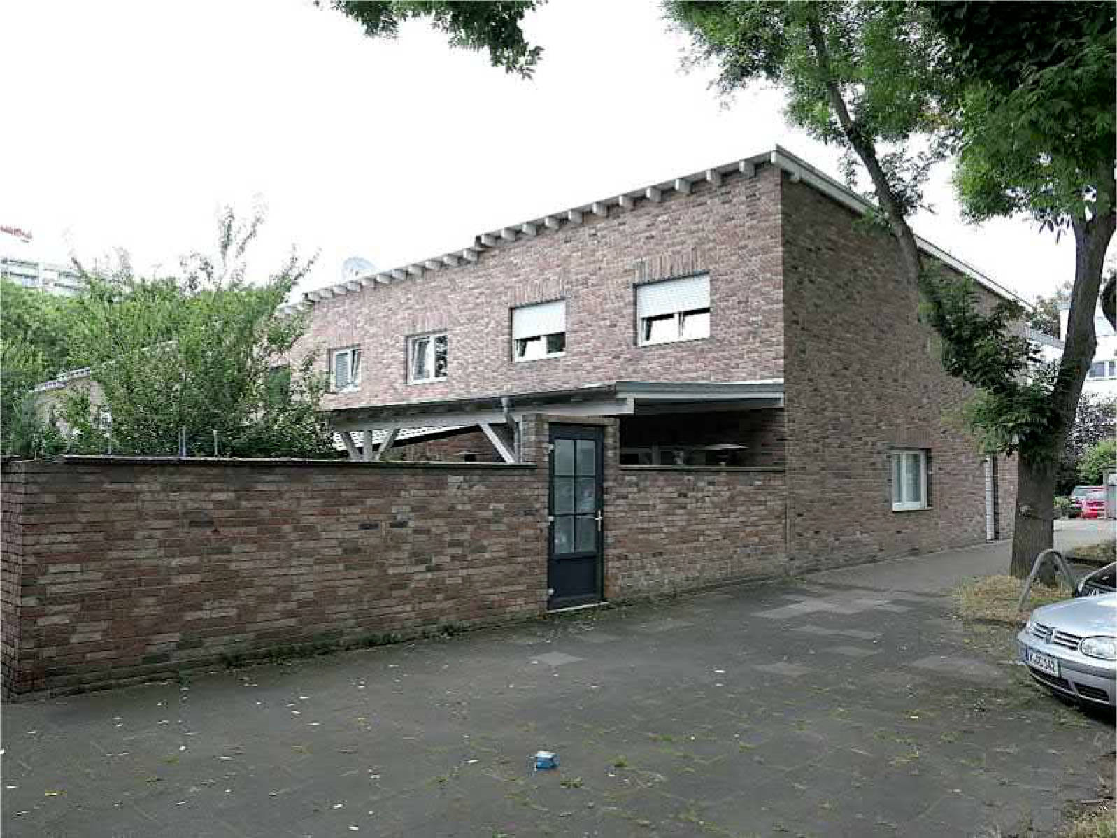 Einfamilienreihenhaus in Riphahnstr. 18, 50769 Köln, Seeberg