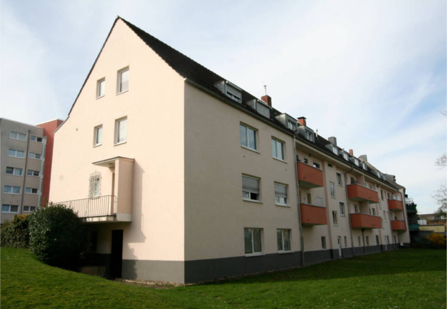 nordrheinwestpfalen 0093K0056-2023 Steinrutschweg 93, 51107 Köln, Ostheim 16