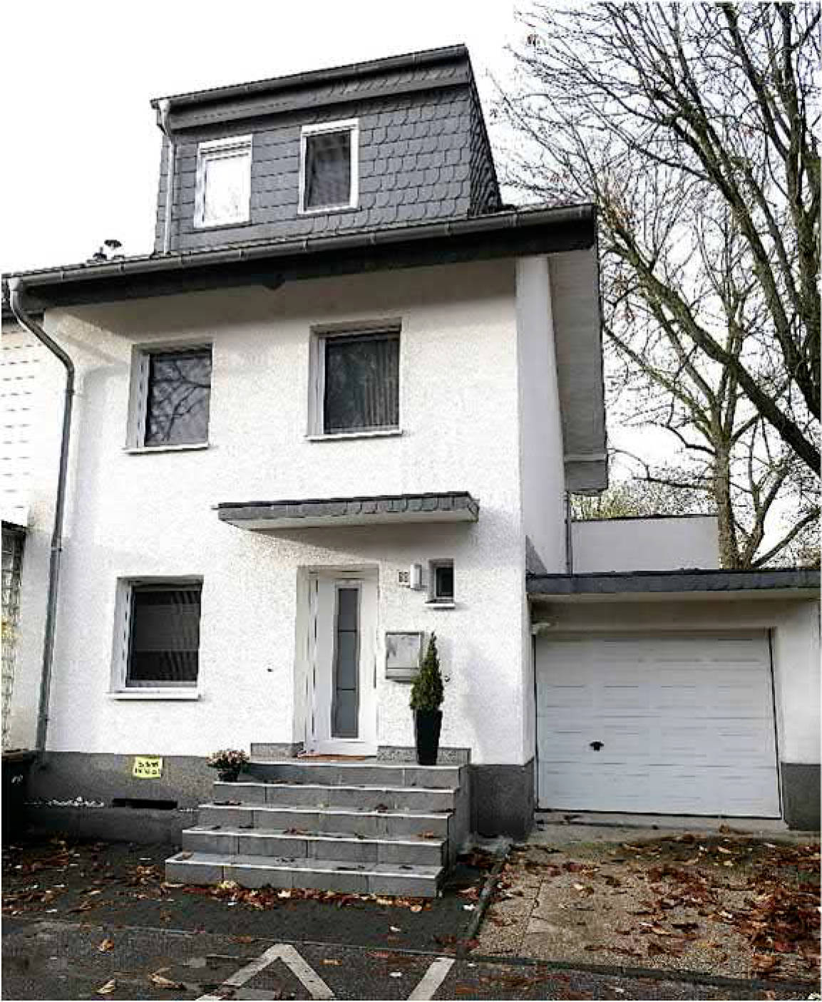 Reihenhaus, Garage, Einfamilienhaus in Hadwigastr. 69, 51069 Köln, Dünnwald