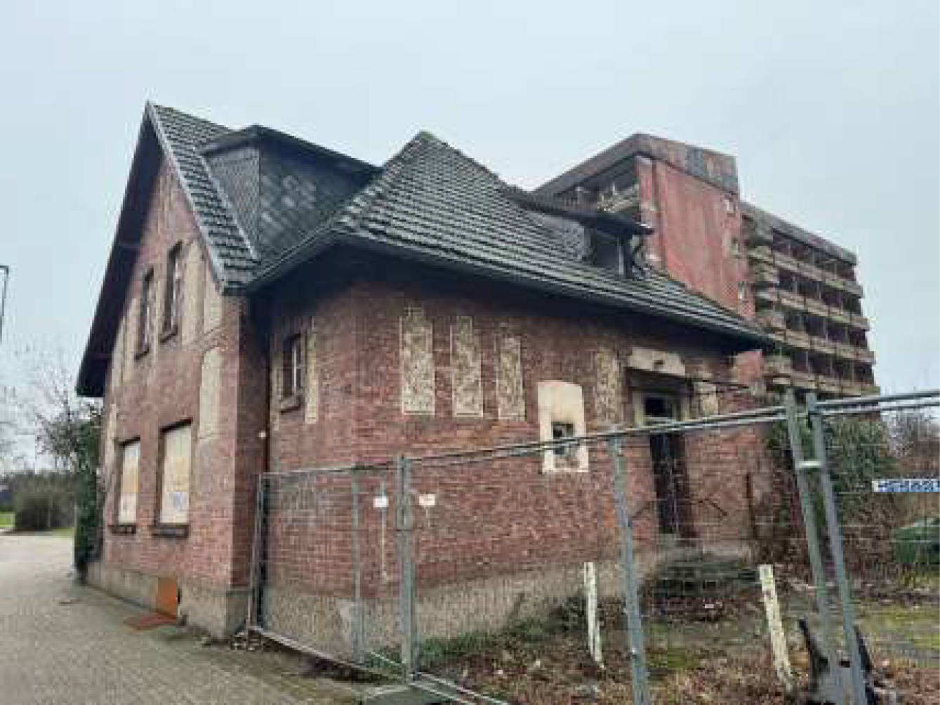 nordrheinwestpfalen 0105K0100-2023 Dörnbergstraße 4, Gartenstraße 115, Schwester Eutymia-Straße, 47167 Duisburg, Neumühl 10