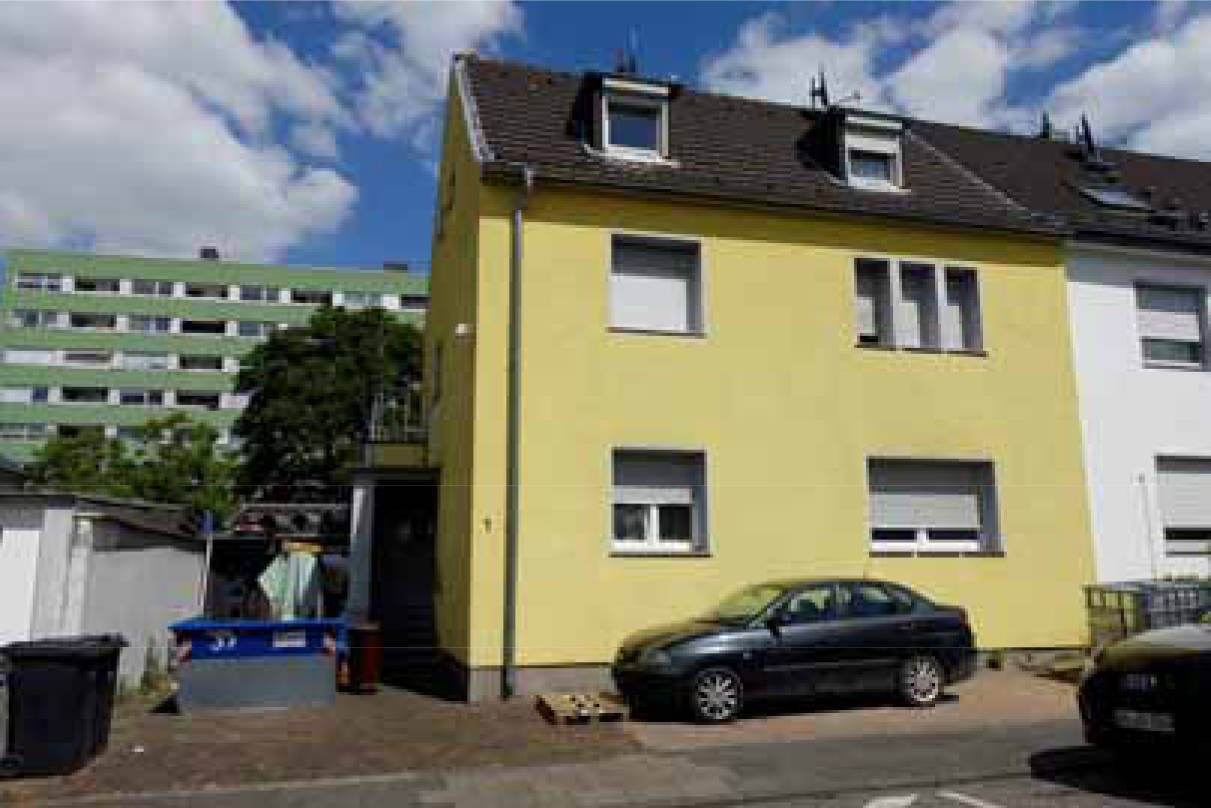 Garage, Doppelhaushälfte in Saarlandstraße 1, 50389 Wesseling - Bild 4