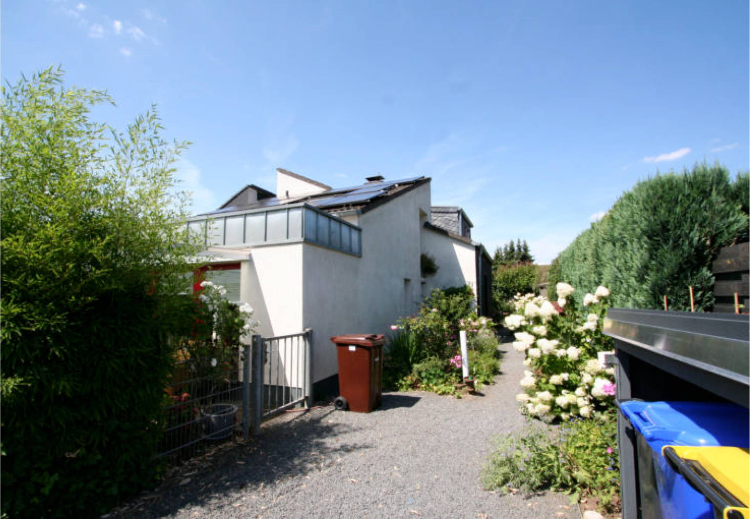 Zweifamilienwohnhaus (Erbbaurecht) mit Carport in In den Vierwinden 21, 50374 Erftstadt, Köttingen - Bild 3