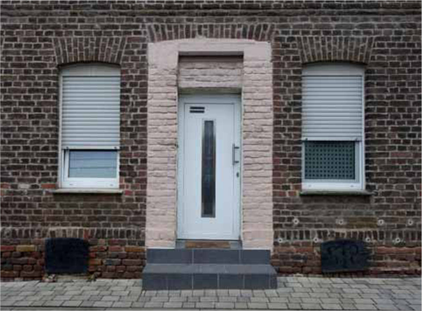Zweifamilienhaus in Niederweg 4, 50374 Erftstadt, Friesheim - Bild 2