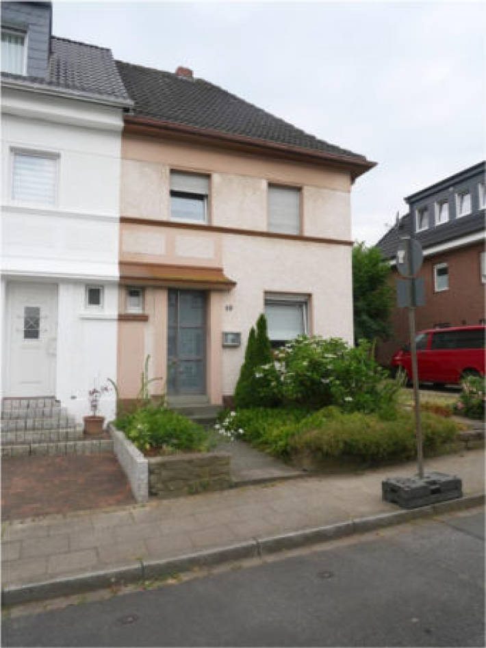 Einfamilienhaus in Ottweiler Weg 10, 45307 Essen, Leithe