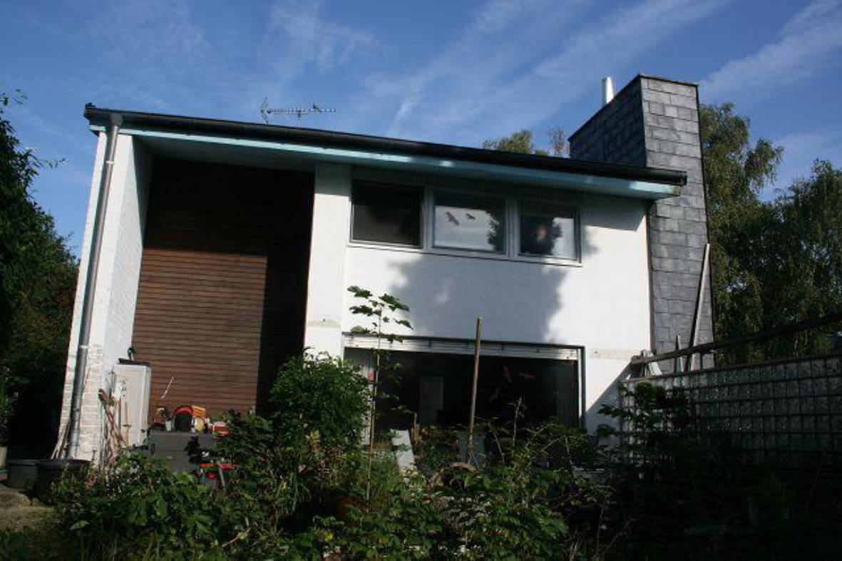 Einfamilienhaus, mit integrierter Arztpraxis in Heidhauser Str. 85, 45239 Essen, Heidhausen