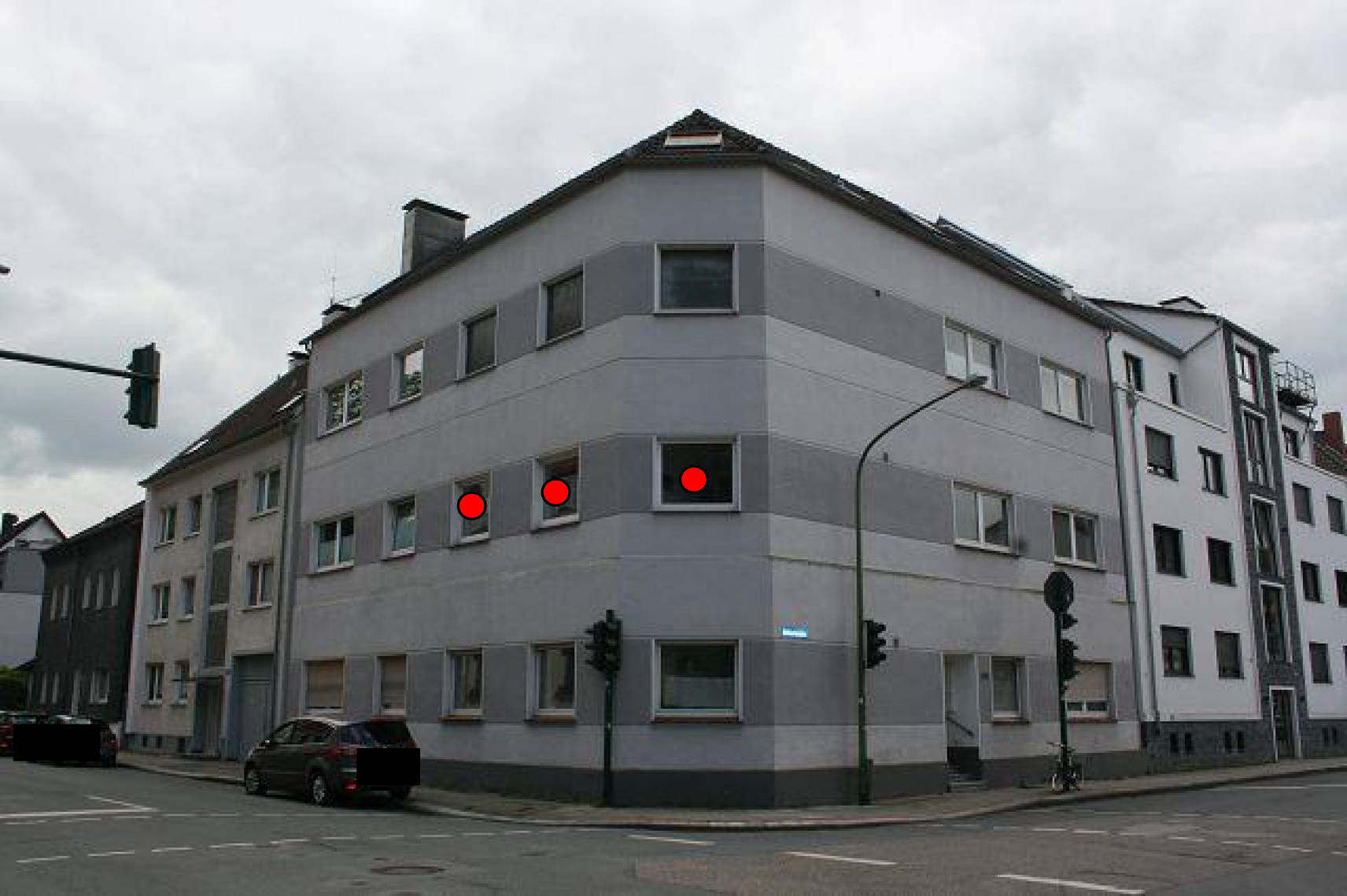 Eigentumswohnung (1 bis 2 Zimmer) in Kupferdreher Straße 246, Deilbachbrücke, 45257 Essen