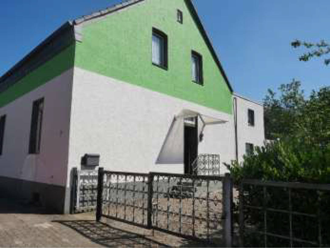 nordrheinwestpfalen 0183 K 0015/2025 Luthestr. 5, 45357 Essen 1