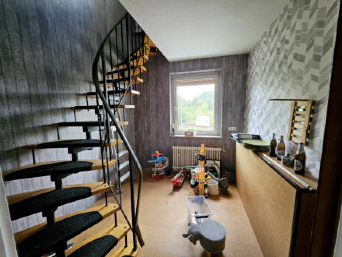 nordrheinwestpfalen 0183 K 0018/2024 Schwelmhöfe 27, 00000 Essen 7