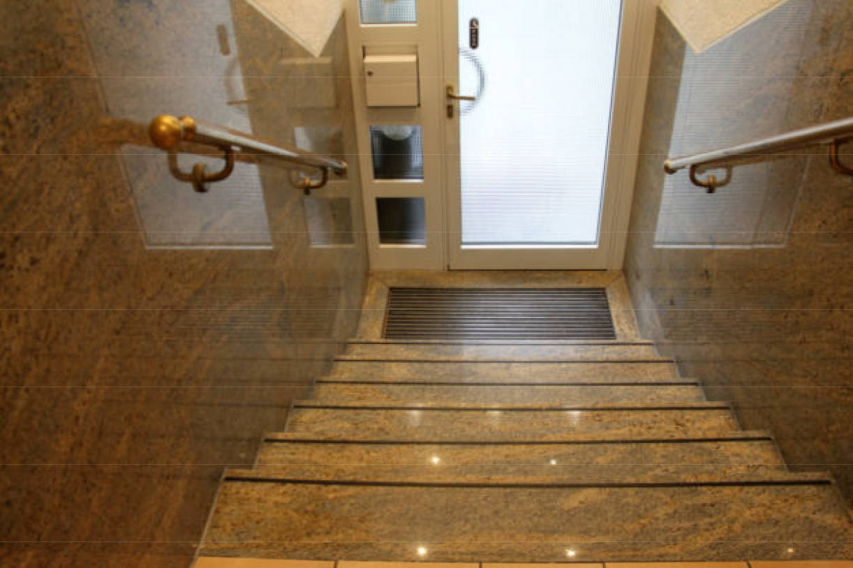 Gewerbeeinheit (z.B. Laden, Büro), Hotel in Krawehlstraße 42, Langenbeckstraße, 45130 Essen - Bild 5